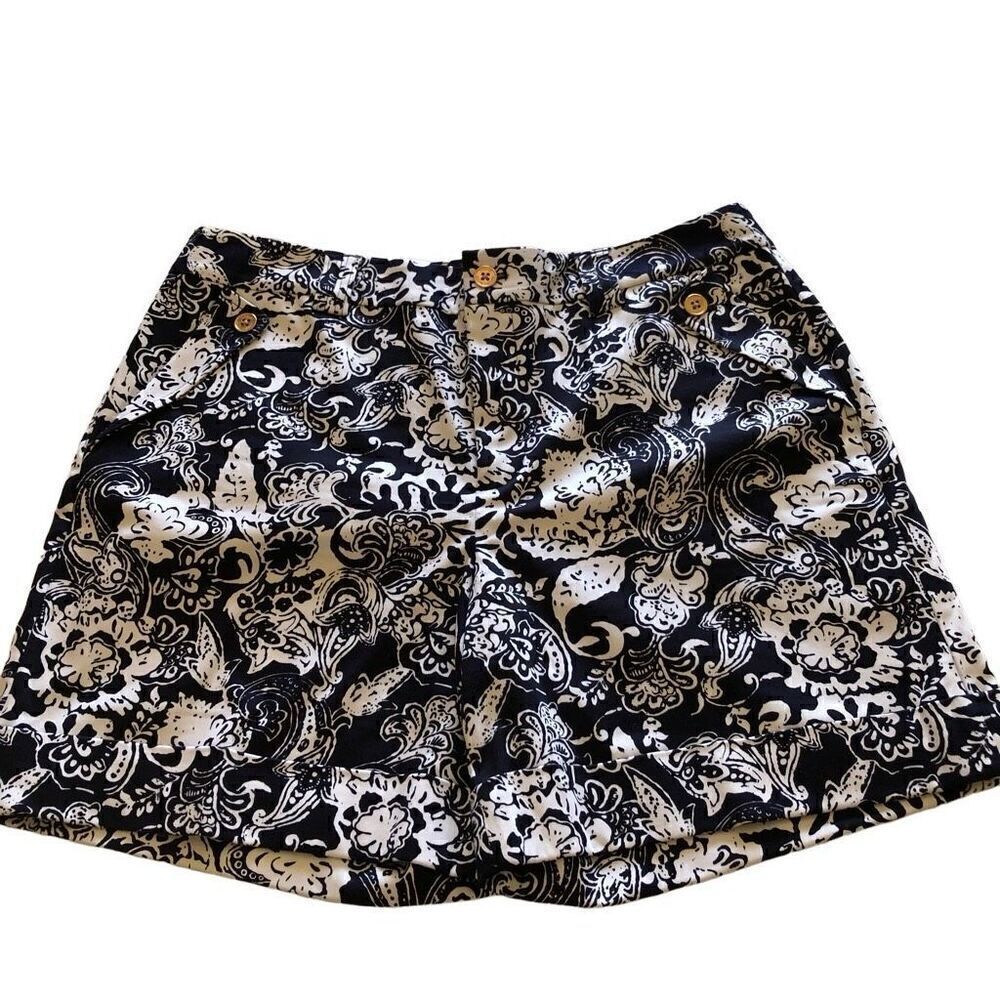 Lauren Ralph Lauren Classic Black and White  Floral Cuffed Shorts Size 14
